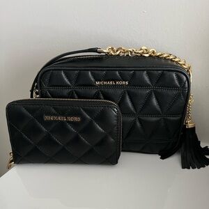 Michael Kors purse & wallet (set)